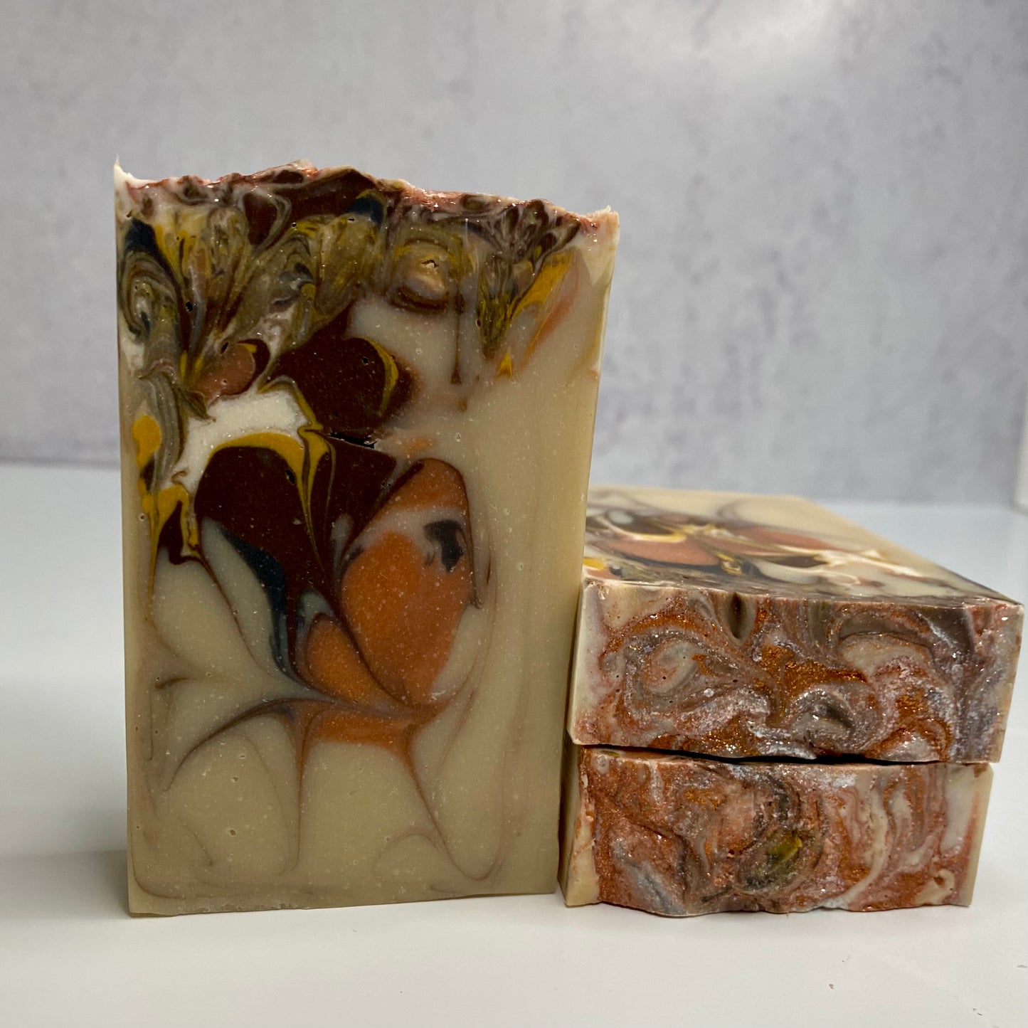 ARTISAN SOAP - Cedar & Spice | Luxury Amber Blend