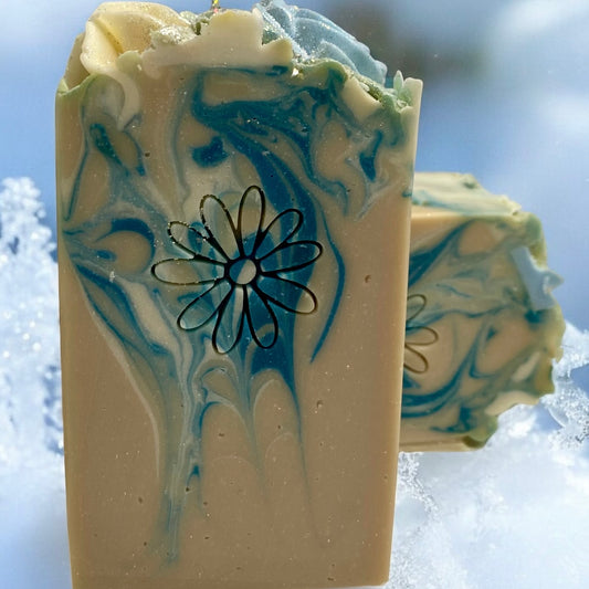 ARTISAN SOAP - Lily & Lime Blossom | Tropical Floral Blend