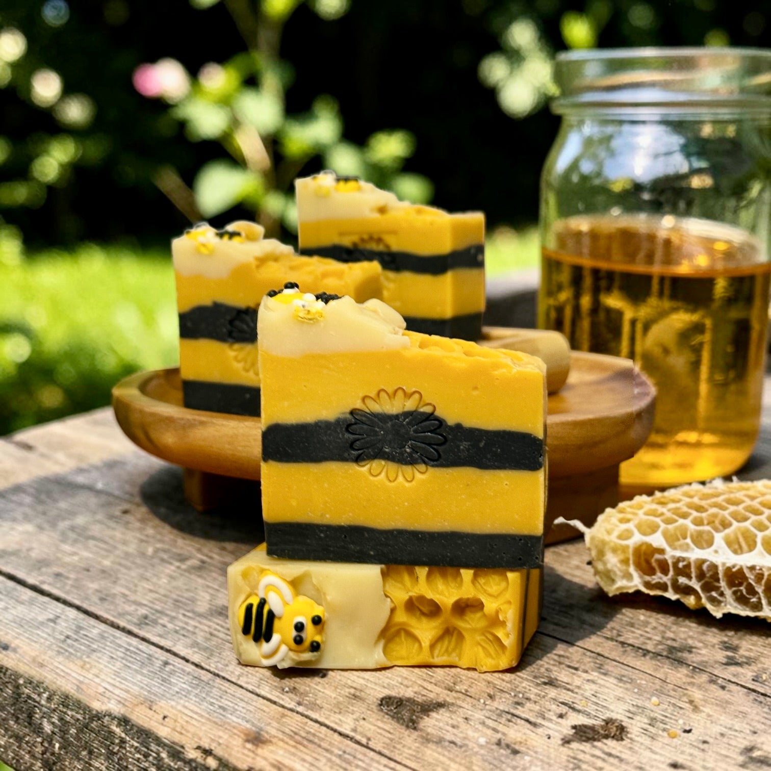 Handmade Vegan Soap Cold Process Artisan Bar Bee Lover Gift Natural Ingredients Formula Yellow Black Stripe Design Bee Decoration Top Embossed Flower Pattern Honeycomb Base Detail Oatmeal Scent Profile Decorative Bath Essential Unique Gift